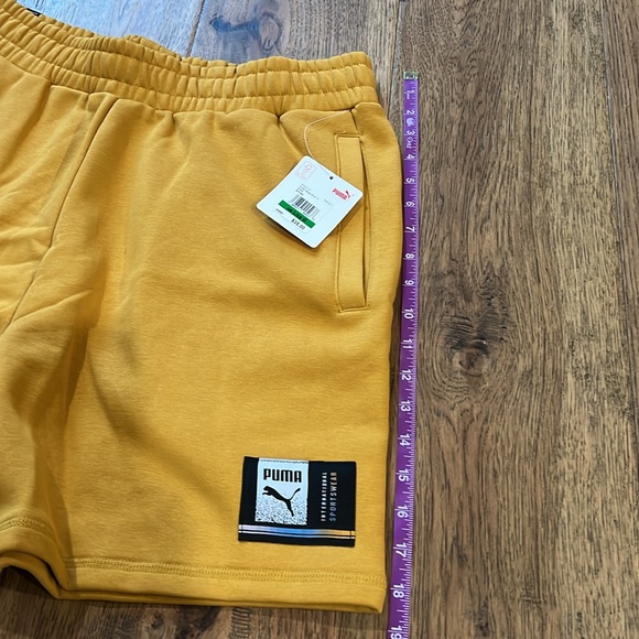 Brand New Puma SE Badge Sweat Pants Short Color: Amber Super Soft & comfortable! - Picture 10 of 10